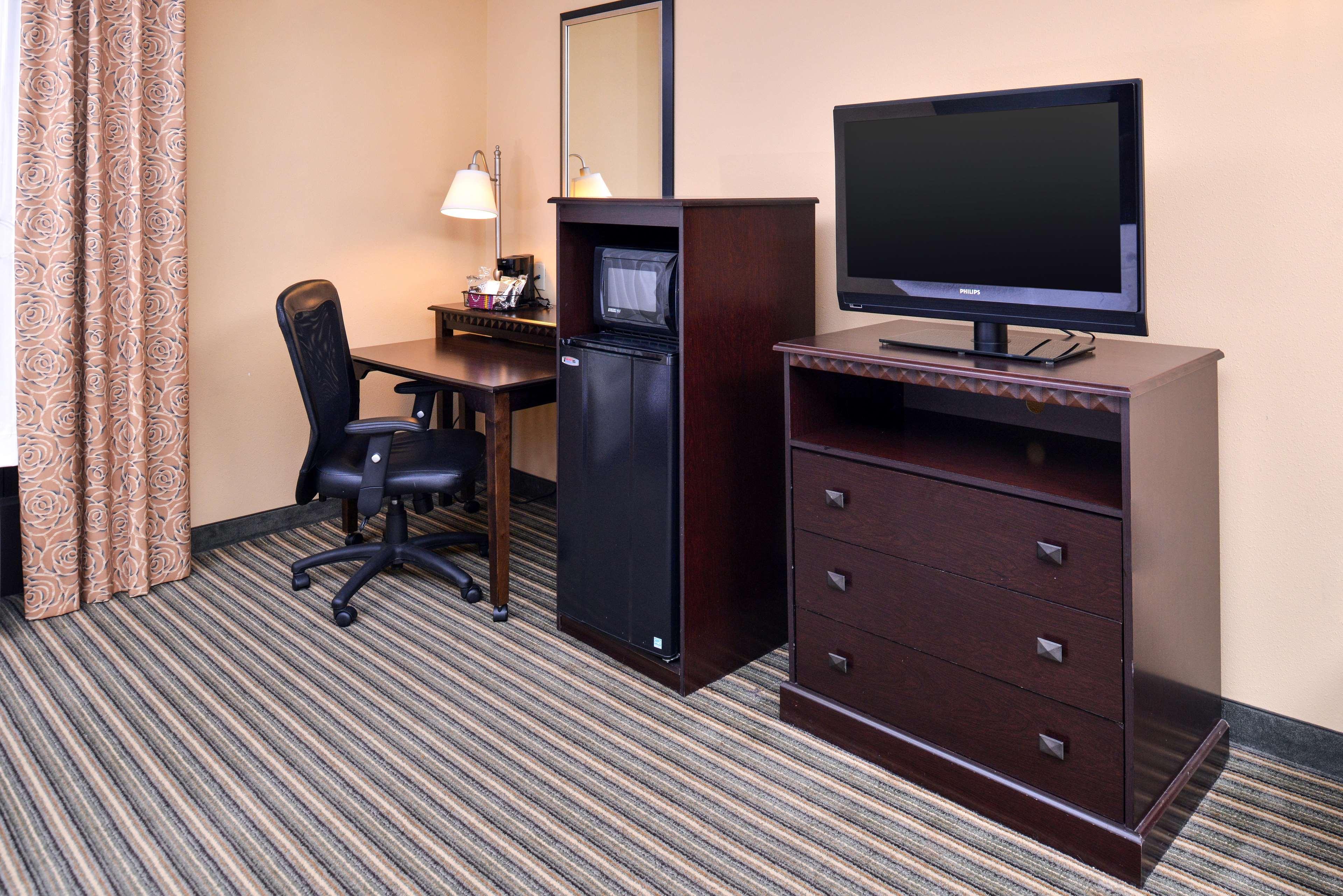 Hampton Inn & Suites Fort Belvoir Alexandria South Exteriör bild