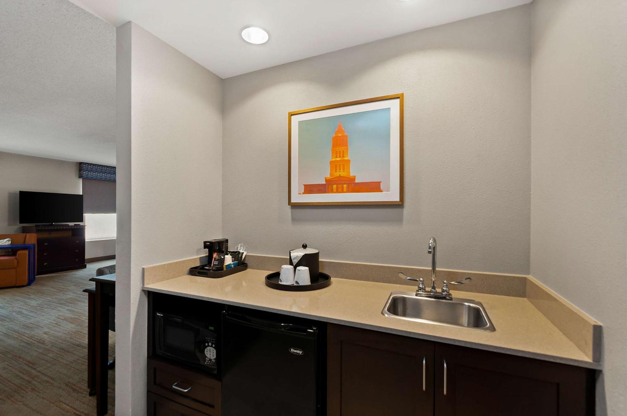 Hampton Inn & Suites Fort Belvoir Alexandria South Exteriör bild