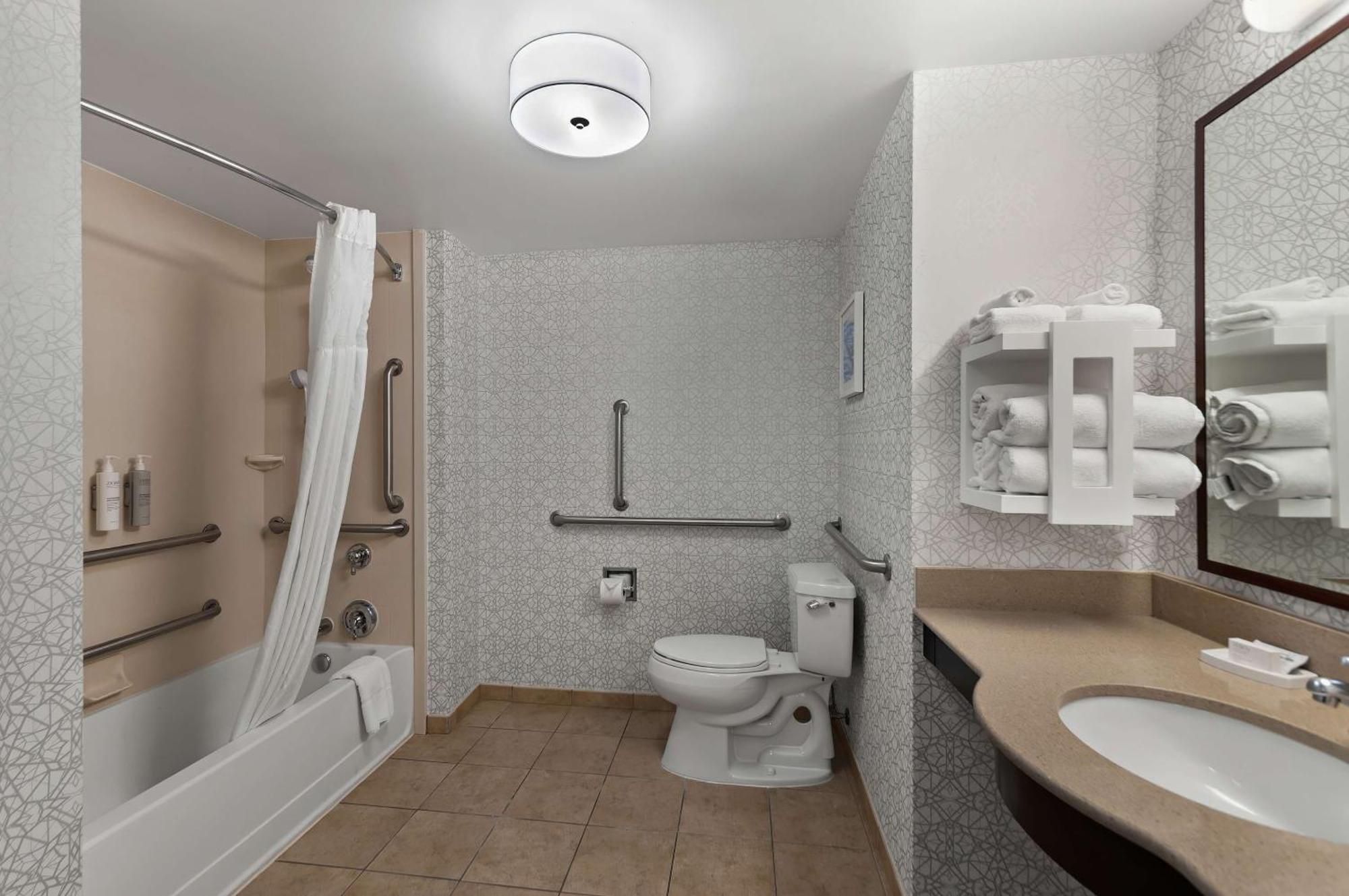 Hampton Inn & Suites Fort Belvoir Alexandria South Exteriör bild
