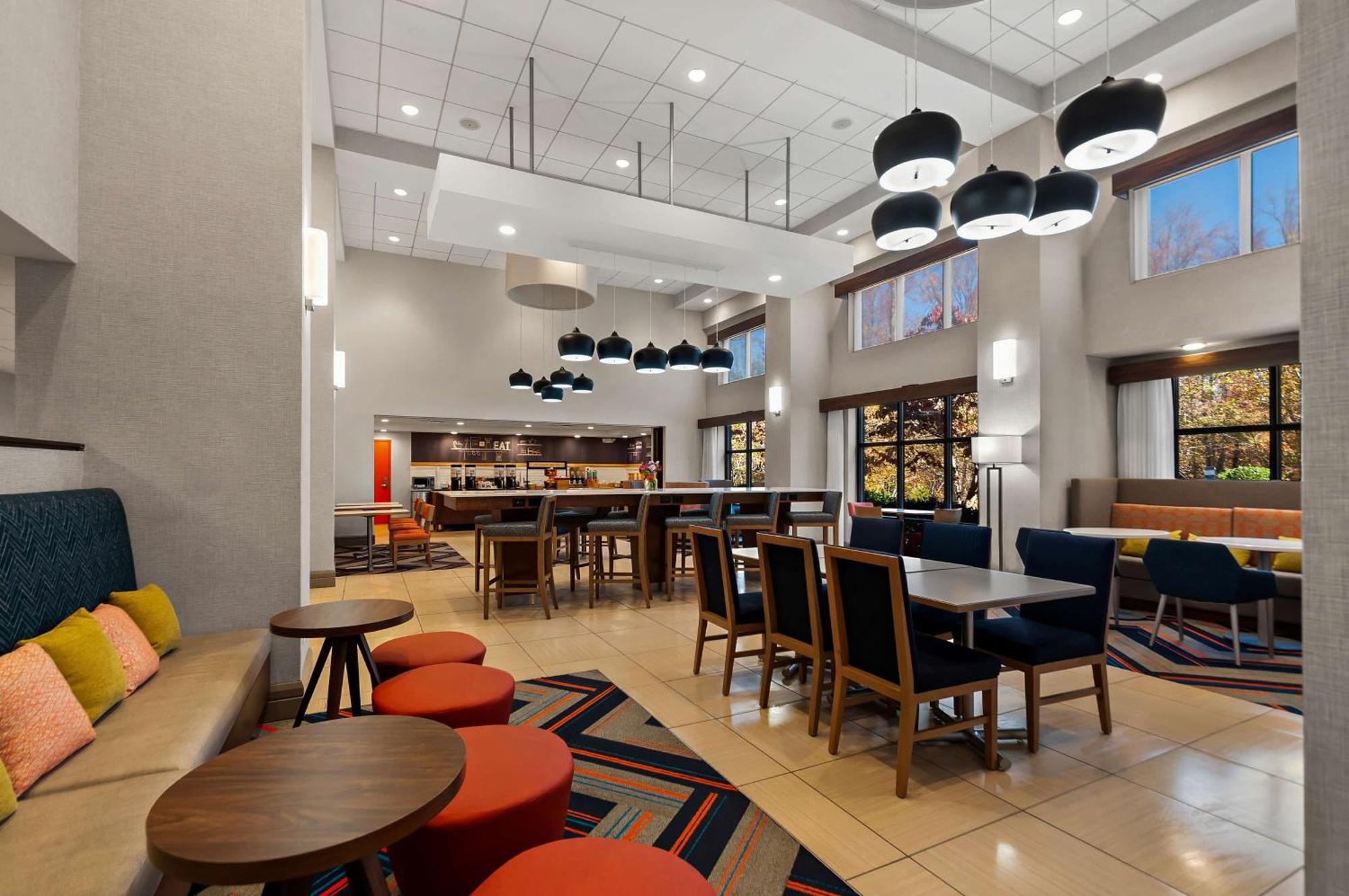 Hampton Inn & Suites Fort Belvoir Alexandria South Exteriör bild
